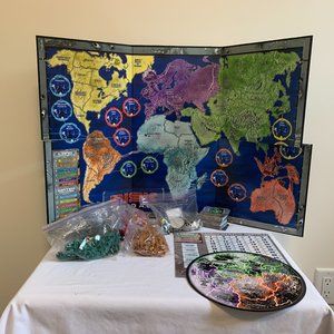 RISK 2210 AD BOARD GAME - COMPLETE